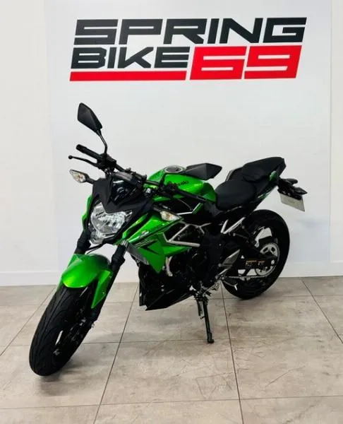 Z125