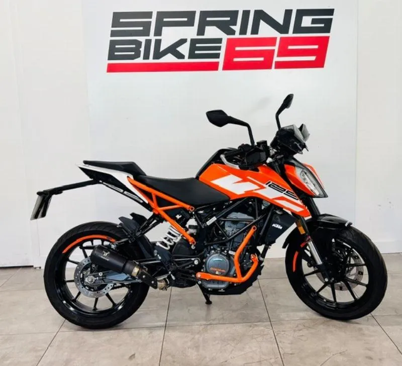 125 DUKE ABS