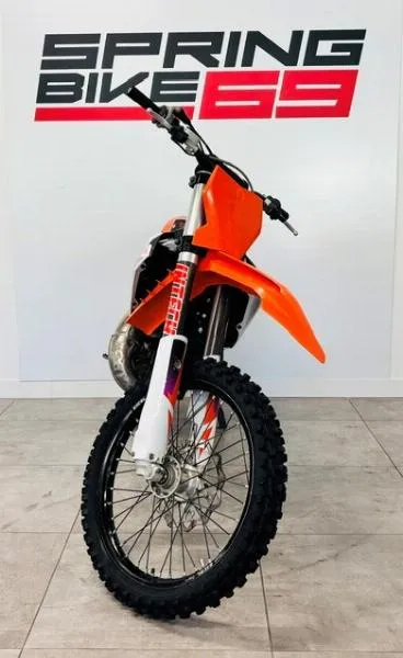 125 SX
