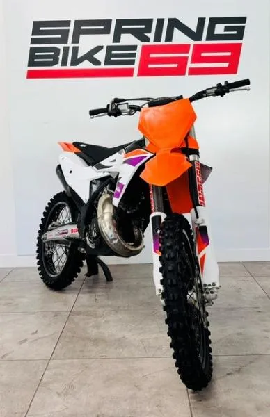 125 SX