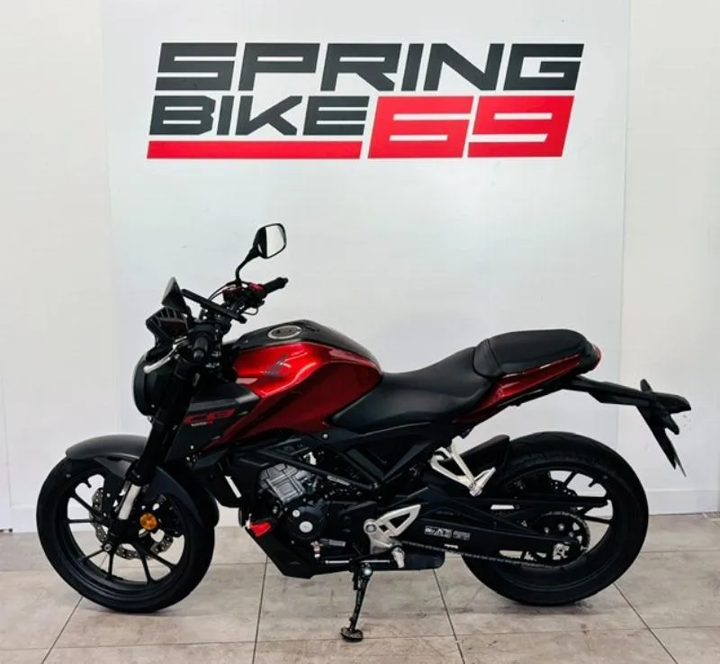 CB 125  R