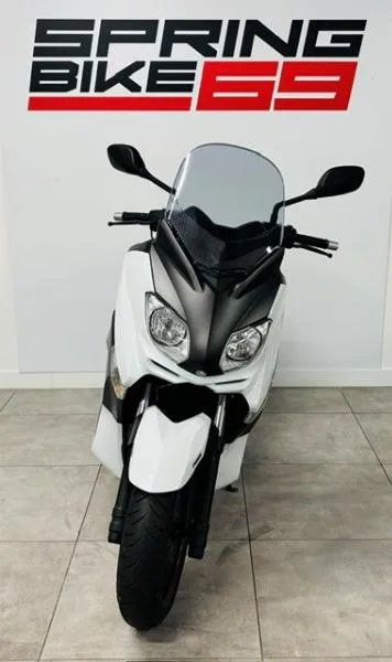 XMAX 125