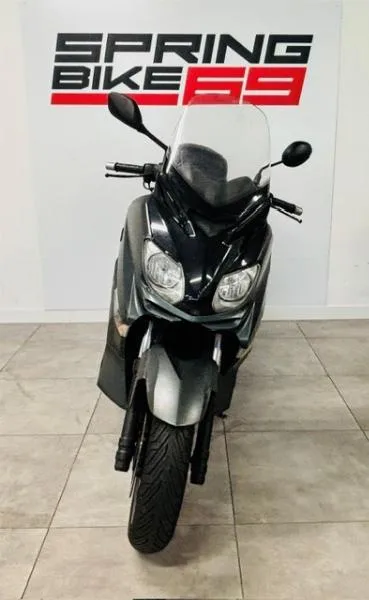 XMAX 125