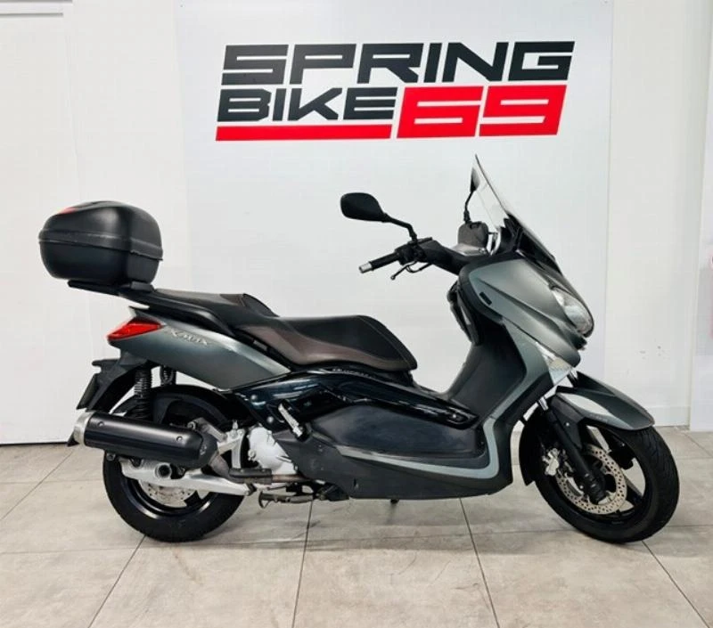 XMAX 125