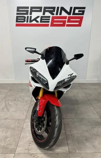 YZF 1000 R1