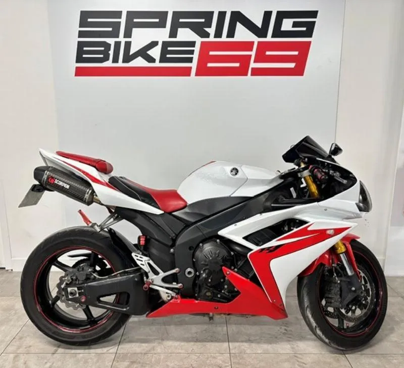 YZF 1000 R1