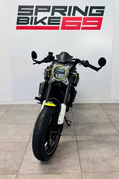 CLX 700