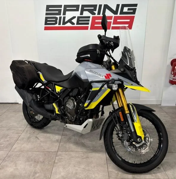 DL VSTROM 800DE
