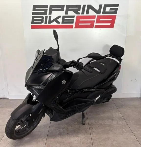 XMAX 125 TECH MAX