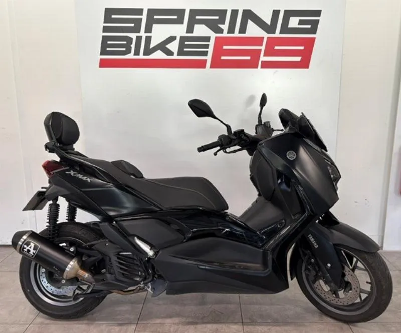 XMAX 125 TECH MAX
