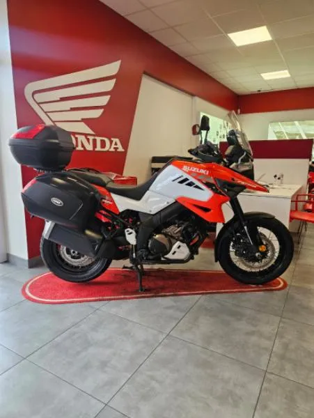 DL VSTROM 1050