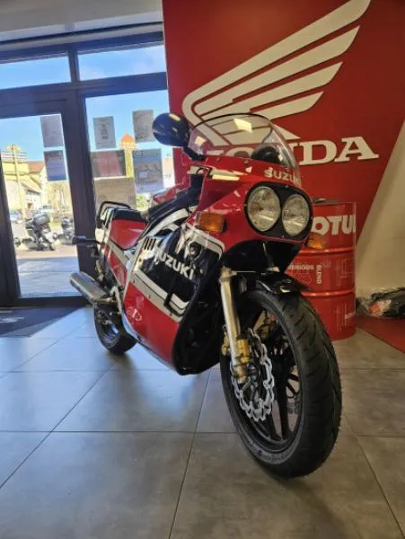 GSXR 750 Suzuki