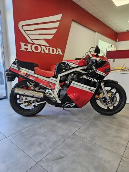 GSXR 750 Suzuki