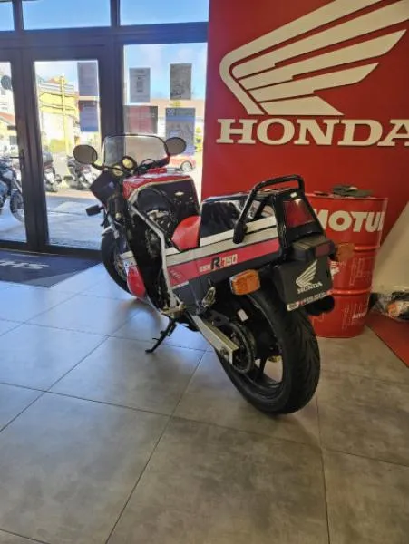 GSXR 750 Suzuki