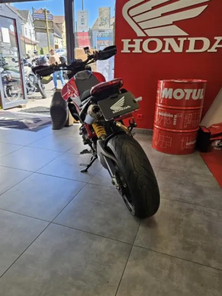 HYPERMOTARD 950