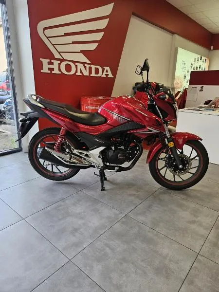 CB 125 F
