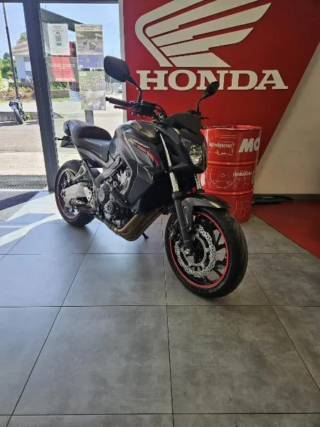 CB 650 F 47.5CV