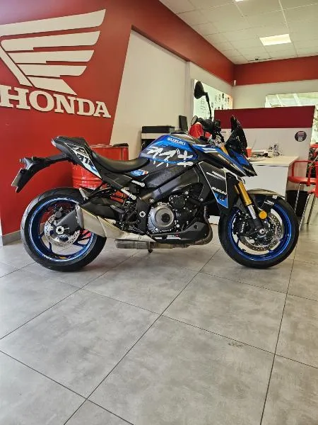 GSXS 1000