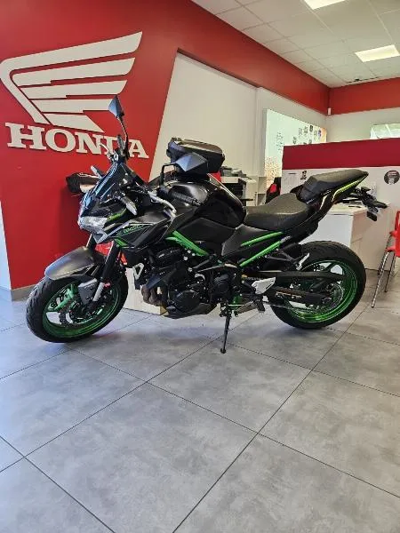 Z 900
