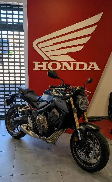 CB 650 R