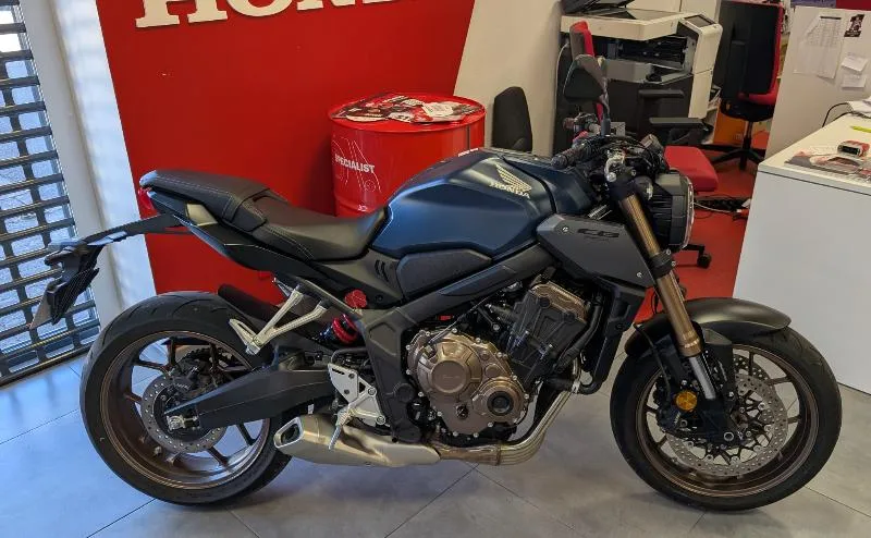 CB 650 R
