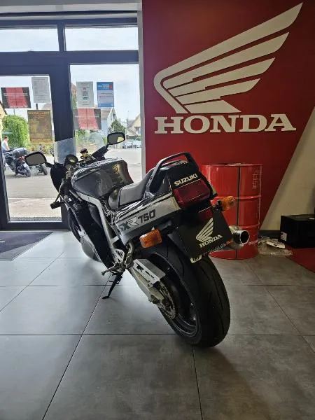 GSXR 750