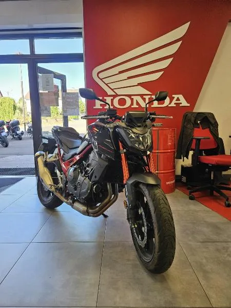 CB 750 HORNET