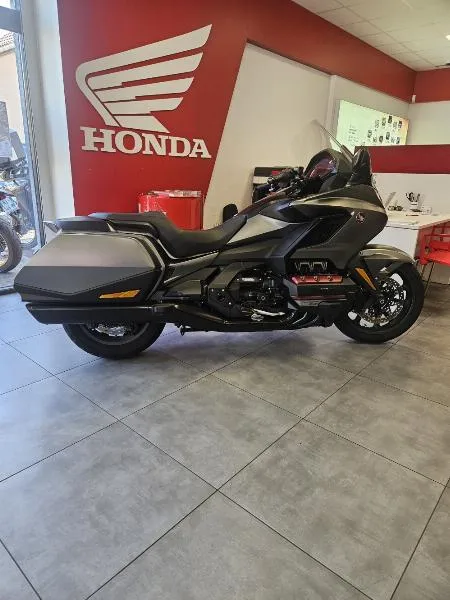 GL 1800 GOLDWING DCT