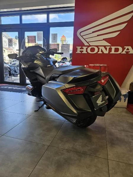 GL 1800 GOLDWING DCT