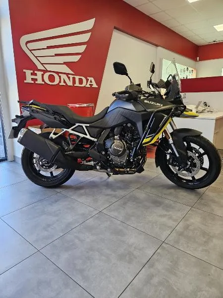 DL VSTROM 800DE