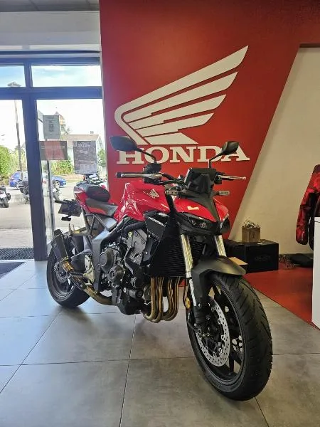 CB 1000 Hornet