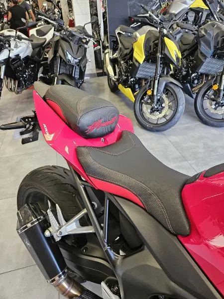 CB 1000 Hornet