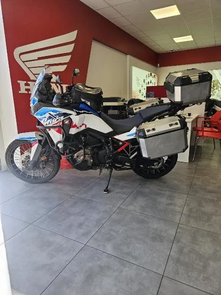 CRF 1100  L AFRICA TWIN