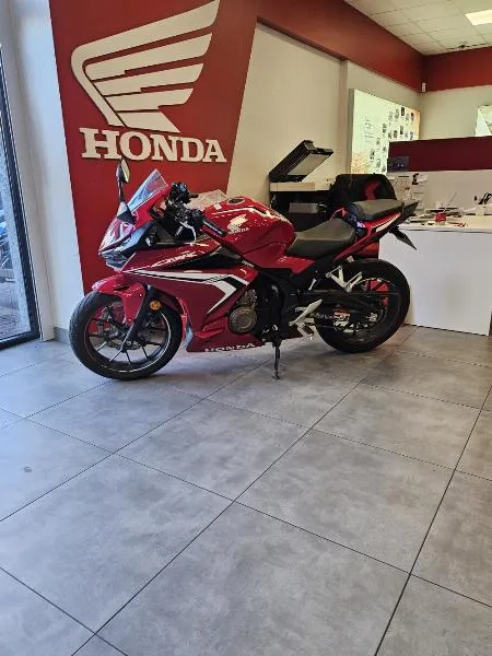 CBR 500 R  A2