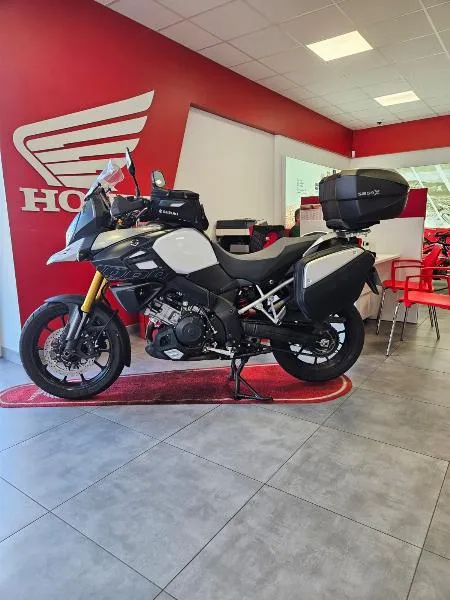 DL VSTROM 1000