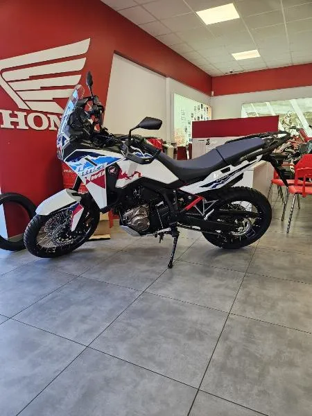 CRF 1100  L AFRICA TWIN