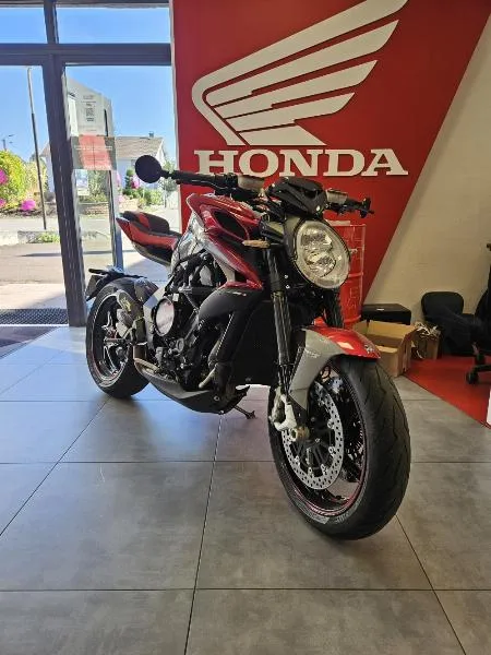 BRUTALE 800 RR
