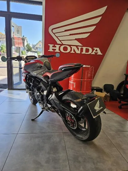 BRUTALE 800 RR