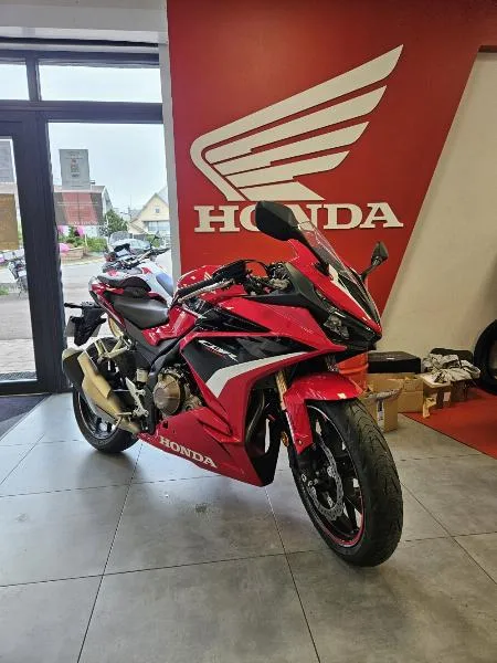 CBR 500 R  A2