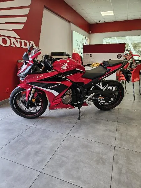 CBR 500 R  A2