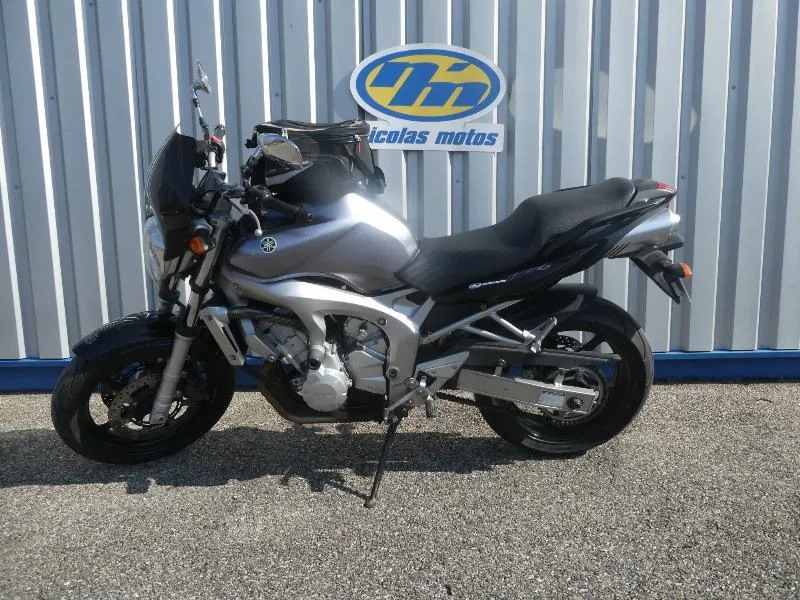 FZ6 