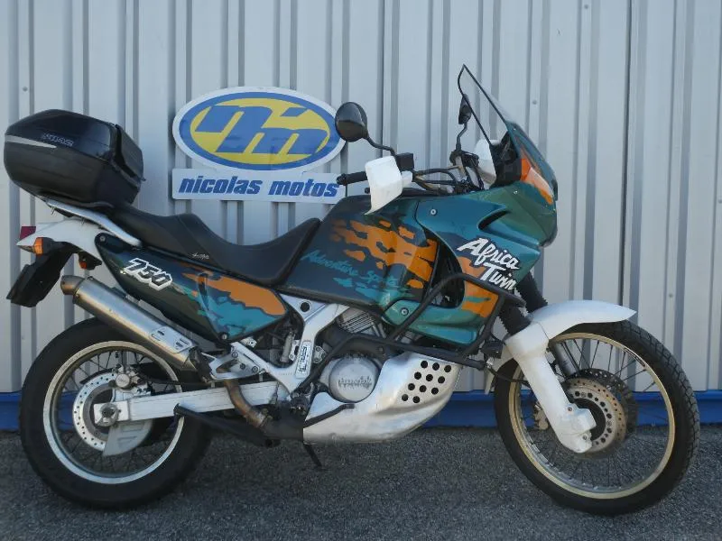 AFRICA TWIN