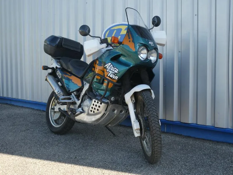 AFRICA TWIN