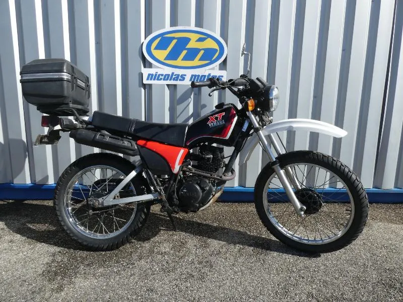 XT 1983