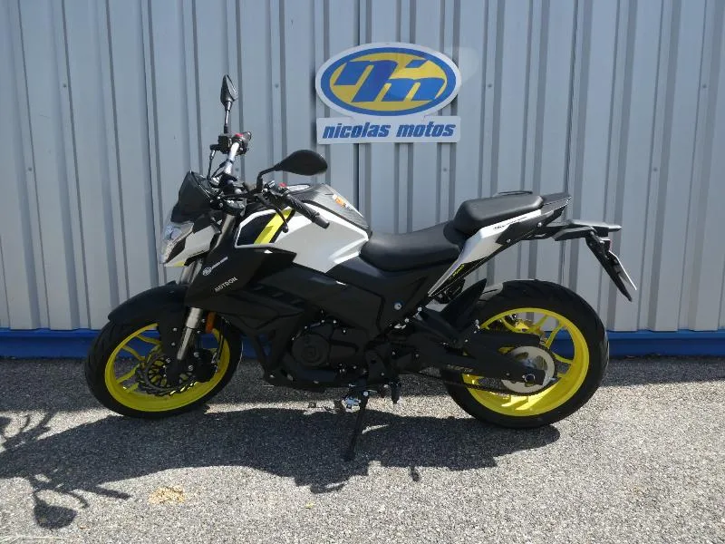NOMAD 125