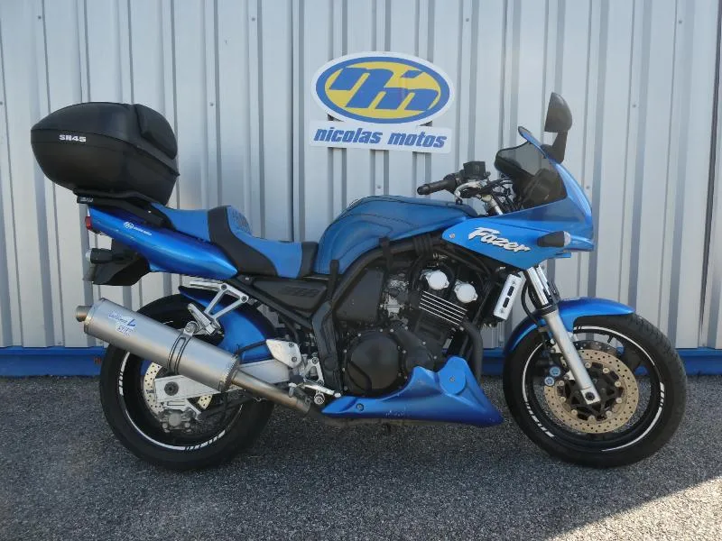 FZS FAZER 2001