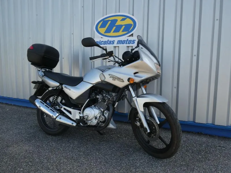 YBR 125