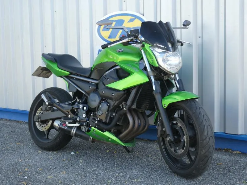 XJ6 
