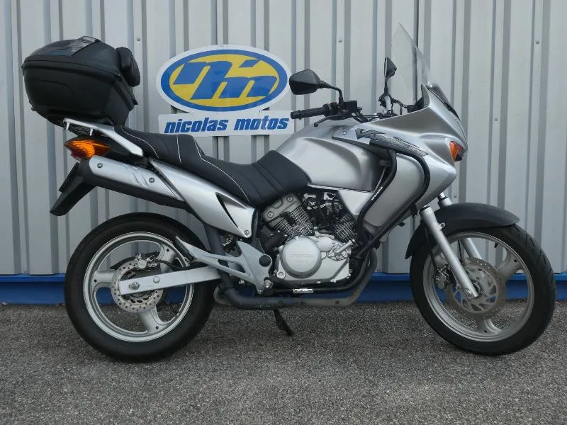 VARADERO 125