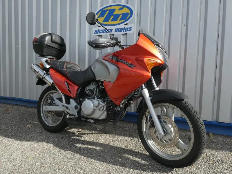 VARADERO 125